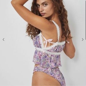 For love and lemons! Set pristine w/O tags! Willow  purple rare set large